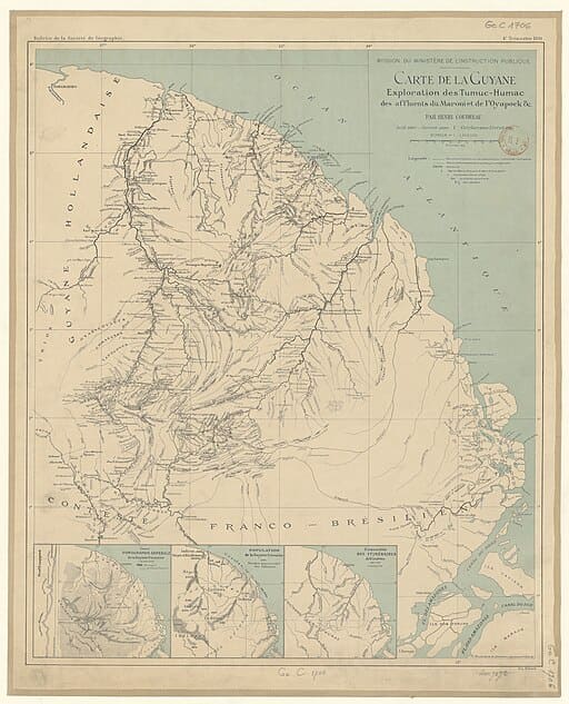 Carte ancienne de la Guyane française datée de 1904, illustrant les explorations dans les régions des Tumuc-Humac, entre les territoires de l’Amazone, de l’Oyapock et du Maroni.